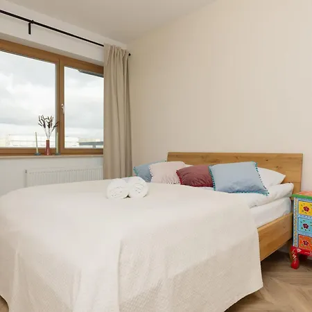 Stylish Zdziechowskiego With Parking & Office By Renters Apartment Warsaw