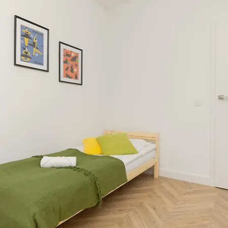 Stylish Zdziechowskiego With Parking & Office By Renters *