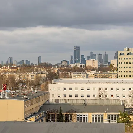 Stylish Zdziechowskiego With Parking & Office By Renters Varsó